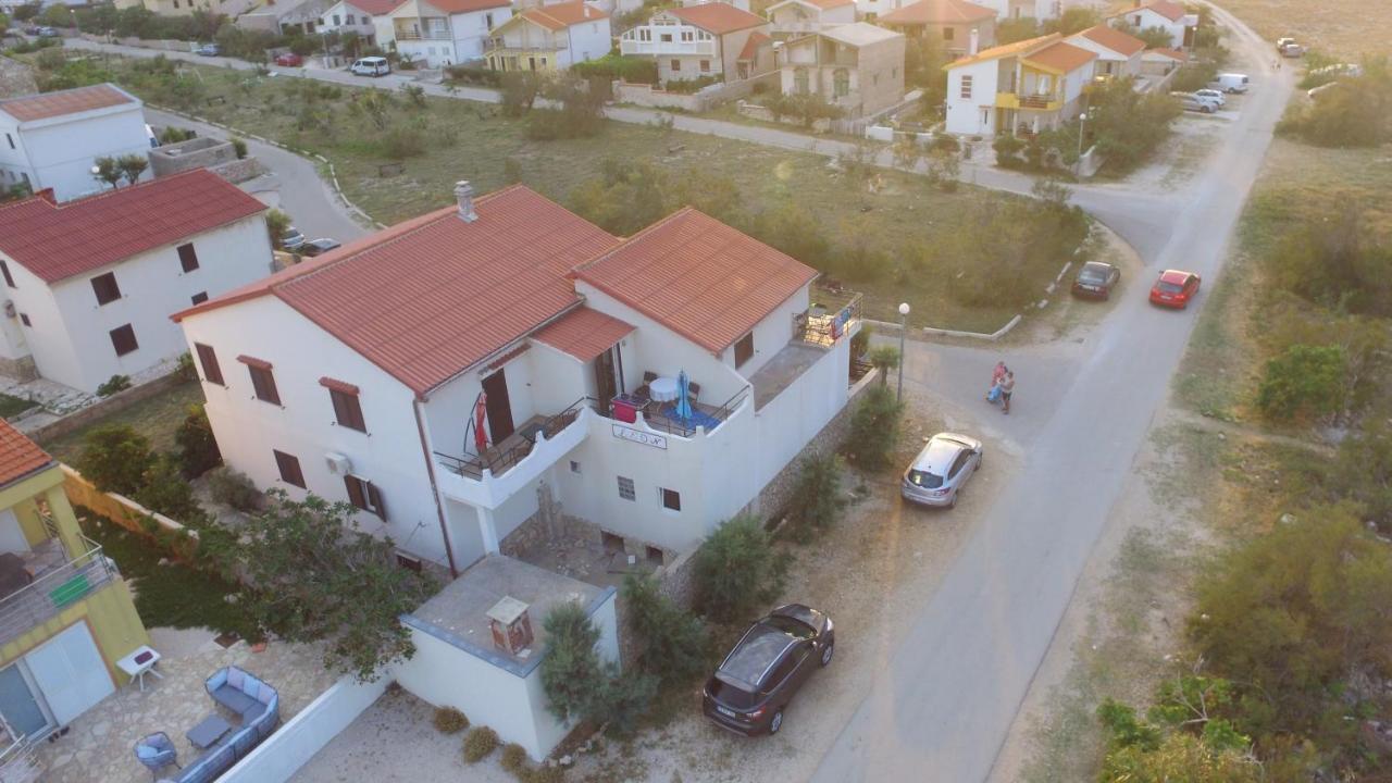 Apartments Leon Razanac Bagian luar foto